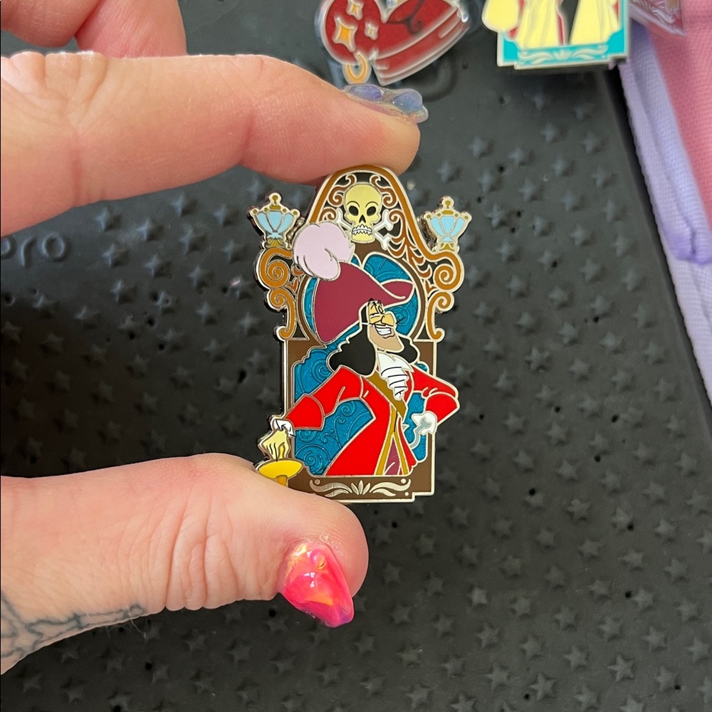 Captain Hook Pin - Picture 2 of 3